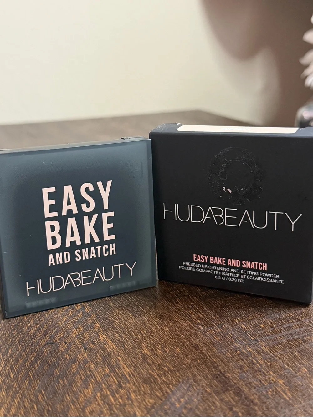 HUDA BEAUTY Easy Bake Pressed Setting Powder - CUPCAKE